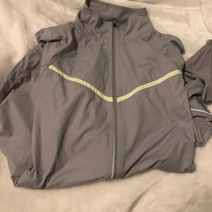 Grey Nike running jacket windbreaker
